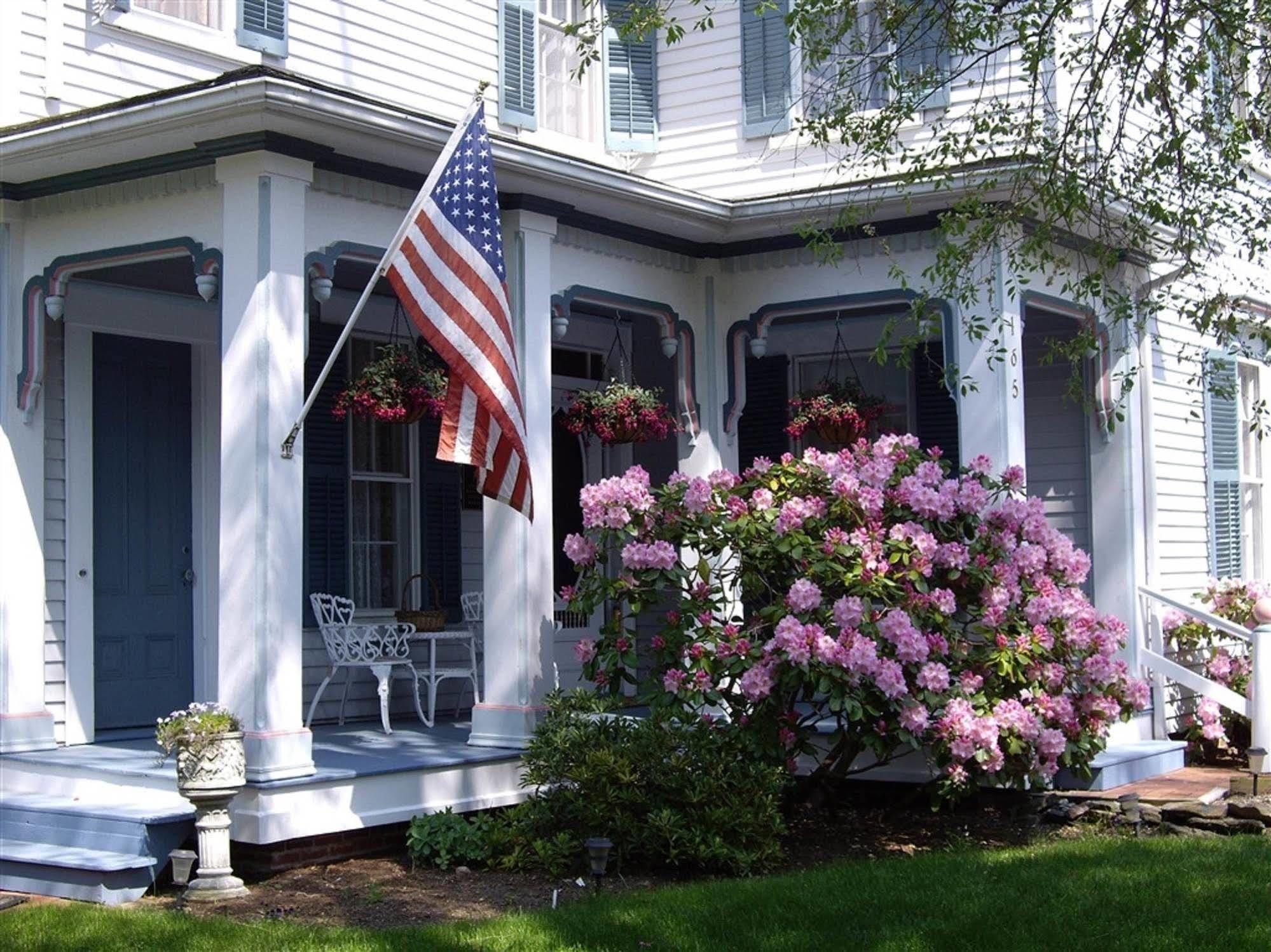 Isaiah Jones Homestead Bed And Breakfast Sandwich Exterior photo